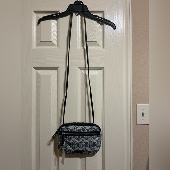 NWT Vera Bradley Iconic Little Crossbody - Picture 3 of 5